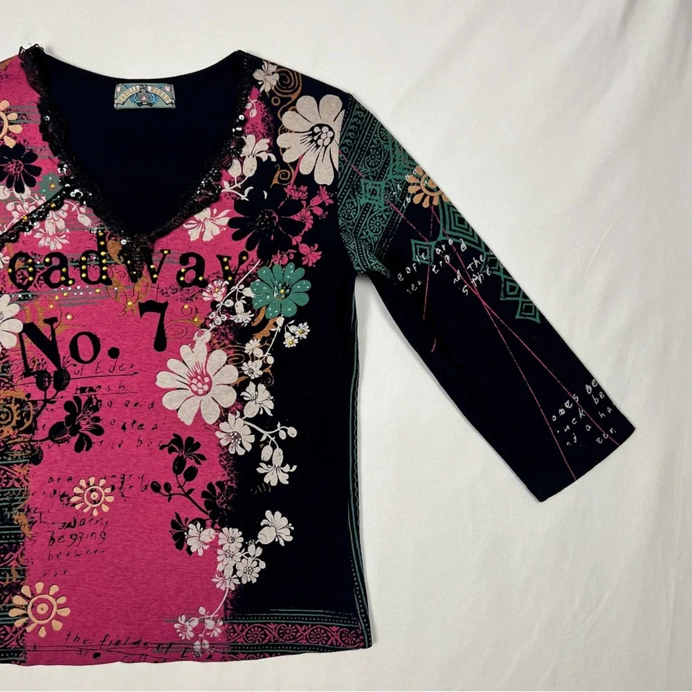 Vintage Graphic Half Sleeve Top - Picture 4 of 6